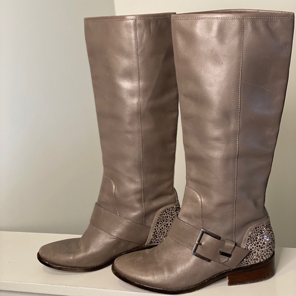 B Brian Atwood Rhinestone Buckle Boot 8 1/2 - Picture 2 of 4